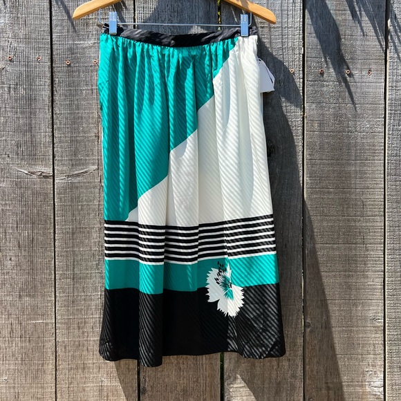 NWT Vintage Umi Collections 100% Silk Skirt - Picture 1 of 5